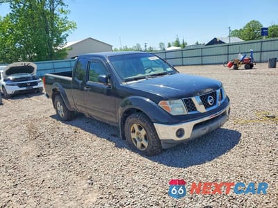 Czwarte zdjęcie samochodu z boku: 2007 NISSAN FRONTIER SE VIN:1N6AD06W27C439632 - miniatura