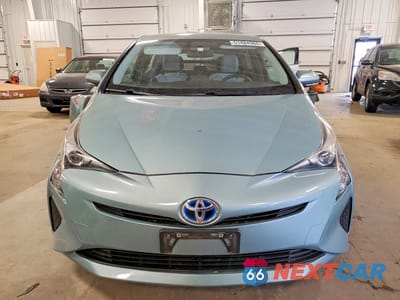 Piąte zdjęcie samochodu w środku: 2016 TOYOTA PRIUS THREE VIN:JTDKARFU7G3024079 - miniatura