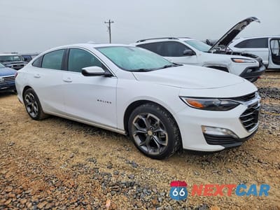 Czwarte zdjęcie samochodu z boku: 2021 CHEVROLET MALIBU LT VIN:1G1ZD5ST2MF045890 - miniatura