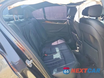 Zdjęcie 10 z 13 samochodu: 2018 BMW 530E VIN:WBAJA9C59JB033062 - miniatura