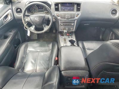 Zdjęcie 8 z 12 samochodu: 2017 NISSAN PATHFINDER SL VIN:5N1DR2MM6HC618090 - miniatura