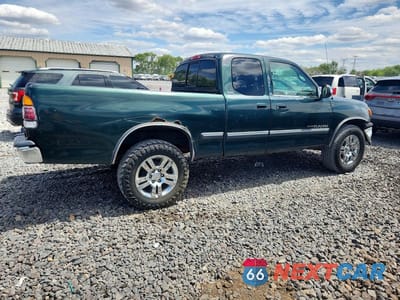 Trzecie zdjęcie samochodu z tyłu: 2000 TOYOTA TUNDRA SR5 VIN:5TBBT4418YS070762 - miniatura