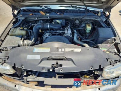 Zdjęcie 11 z 12 samochodu: 2001 GMC NEW SIERRA C1500 VIN:1GTEC14W31Z249312 - miniatura