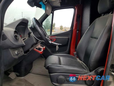 Zdjęcie 7 z 12 samochodu: 2019 MERCEDES-BENZ SPRINTER 2500 VIN:WD4PF1CD4KP180035 - miniatura