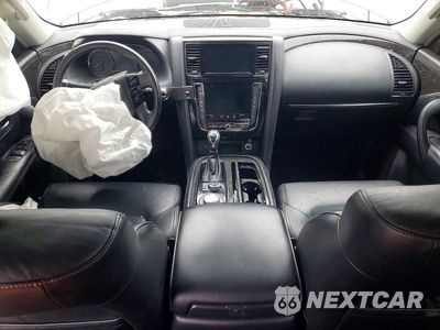 Zdjęcie 8 z 13 samochodu: 2021 INFINITI QX80 LUXE VIN:JN8AZ2AE0M9270707 - miniatura