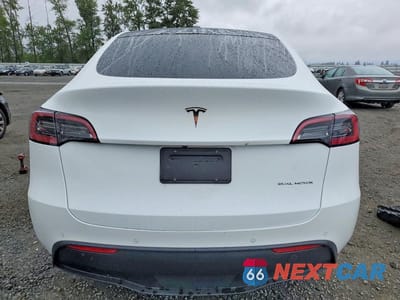 Zdjęcie 6 z 14 samochodu: 2021 TESLA MODEL Y VIN:5YJYGDEE6MF143827 - miniatura