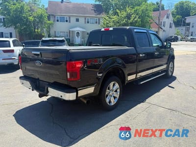 Trzecie zdjęcie samochodu z tyłu: 2019 FORD F150 SUPERCREW VIN:1FTFW1E13KFD15553 - miniatura