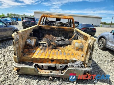 Zdjęcie 6 z 11 samochodu: 2023 CHEVROLET K1500 PICKUP SILVERA VIN:1GCRDKEK4PZ254155 - miniatura