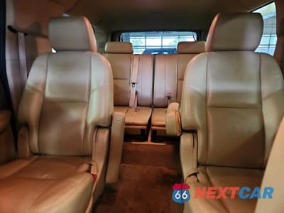 Zdjęcie 10 z 13 samochodu: 2012 CHEVROLET SUBURBAN K1500 LTZ VIN:1GNSKKE78CR140342 - miniatura