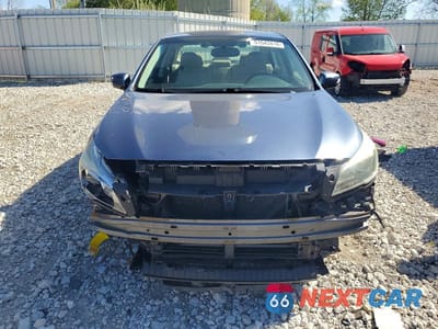 Piąte zdjęcie samochodu w środku: 2015 SUBARU LEGACY 2.5I LIMITED VIN:4S3BNBN6XF3037972 - miniatura