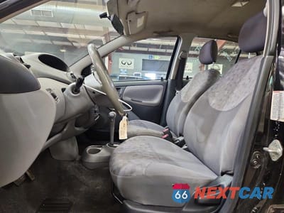 Zdjęcie 7 z 12 samochodu: 2000 TOYOTA ECHO BASE VIN:JTDBT1236Y0063578 - miniatura