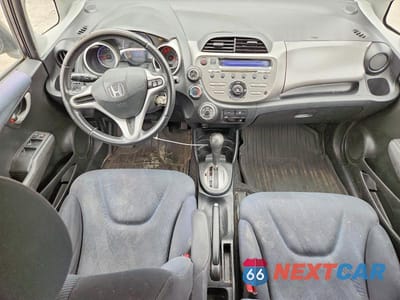 Zdjęcie 8 z 12 samochodu: 2009 HONDA FIT SPORT VIN:JHMGE88449S019074 - miniatura