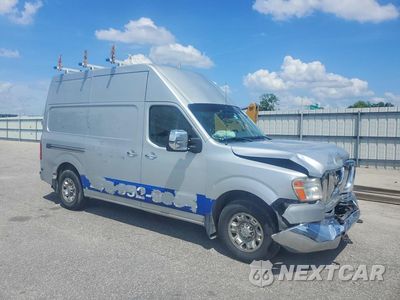 Czwarte zdjęcie samochodu z boku: 2014 NISSAN NV 2500 HD S VIN:1N6AF0LY4EN100131 - miniatura
