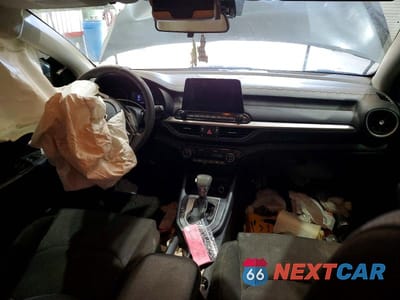 Zdjęcie 8 z 12 samochodu: 2019 KIA FORTE LXS VIN:3KPF24AD9KE092183 - miniatura