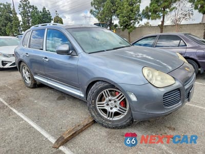 Czwarte zdjęcie samochodu z boku: 2006 PORSCHE CAYENNE TURBO VIN:WP1AC29P96LA90102 - miniatura