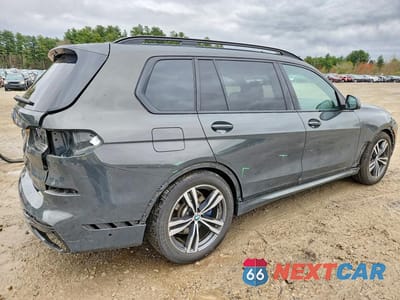Trzecie zdjęcie samochodu z tyłu: 2026 BMW X7 XDRIVE40I VIN:5UX23EM04T9036909 - miniatura