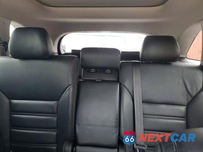 Zdjęcie 10 z 13 samochodu: 2017 KIA SORENTO EX VIN:5XYPH4A58HG201045 - miniatura