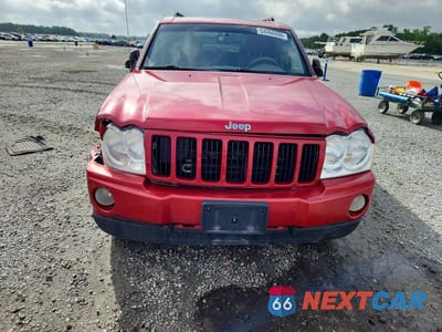 Piąte zdjęcie samochodu w środku: 2005 JEEP GRAND CHEROKEE LAREDO VIN:1J8HR48N85C556877 - miniatura