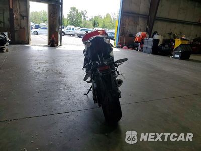 Czwarte zdjęcie samochodu z boku: 2026 YAMAHA YZF690 S VIN:JYARM60E6TA002985 - miniatura