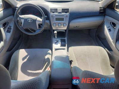 Zdjęcie 8 z 12 samochodu: 2011 TOYOTA CAMRY LE VIN:4T1BF3EK9BU183022 - miniatura