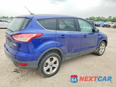 Trzecie zdjęcie samochodu z tyłu: 2016 FORD ESCAPE SE VIN:1FMCU0GX5GUC10256 - miniatura