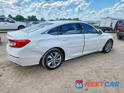 Trzecie zdjęcie samochodu z tyłu: 2019 HONDA ACCORD LX VIN:1HGCV1F18KA125931 - miniatura