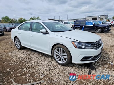 Czwarte zdjęcie samochodu z boku: 2019 VOLKSWAGEN PASSAT WOLFSBURG VIN:1VWLA7A3XKC012327 - miniatura