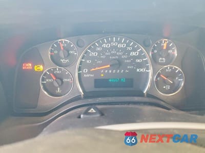 Zdjęcie 8 z 10 samochodu: 2008 CHEV EXPRESS G3500 VIN:1GBJG31K181113256 - miniatura