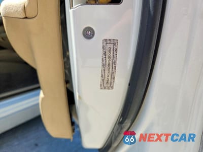 Zdjęcie 12 z 12 samochodu: 2008 HONDA CIVIC EX VIN:2HGFA16828H500082 - miniatura