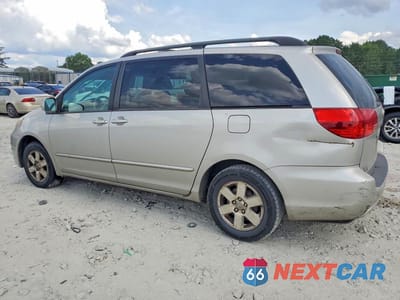 Drugie zdjęcie samochodu z przodu: 2004 TOYOTA SIENNA XLE 7 PASSENGER VIN:5TDZA22C04S042081 - miniatura