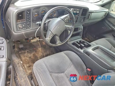 Zdjęcie 8 z 13 samochodu: 2003 CHEVROLET SILVERADO K1500 VIN:2GCEK19TX31116138 - miniatura