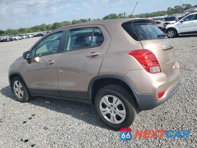 Drugie zdjęcie samochodu z przodu: 2018 CHEVROLET TRAX LS VIN:3GNCJKSB9JL305920 - miniatura