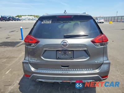 Zdjęcie 6 z 14 samochodu: 2018 NISSAN ROGUE SV VIN:5N1AT2MT5JC701110 - miniatura