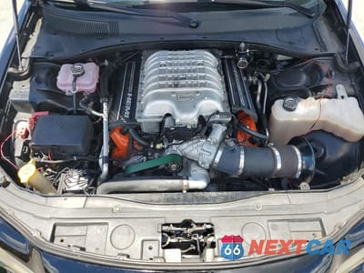 Zdjęcie 11 z 12 samochodu: 2016 CHRYSLER 300C VIN:2C3CCAKG4GH253076 - miniatura