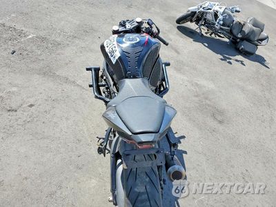 Zdjęcie 6 z 9 samochodu: 2023 KAWASAKI ZX636 K VIN:JKBZXJH11PA016109 - miniatura