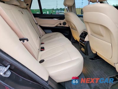 Zdjęcie 11 z 13 samochodu: 2016 BMW X5 XDRIVE35I VIN:5UXKR0C5XG0P30190 - miniatura