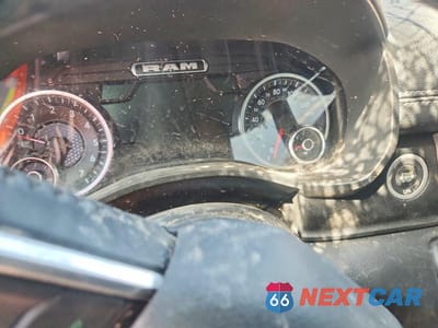Zdjęcie 9 z 12 samochodu: 2022 RAM 1500 LARAMIE VIN:1C6SRFJT9NN282120 - miniatura