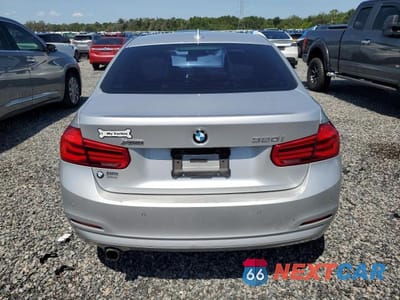 Zdjęcie 6 z 12 samochodu: 2016 BMW 320 XI VIN:WBA8E5G59GNT41202 - miniatura