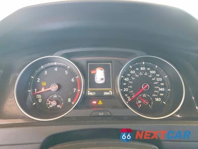 Zdjęcie 9 z 13 samochodu: 2015 VOLKSWAGEN GTI VIN:3VW5T7AU1FM100831 - miniatura