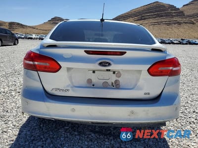 Zdjęcie 6 z 12 samochodu: 2015 FORD FOCUS SE VIN:1FADP3F24FL348761 - miniatura
