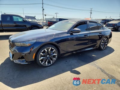 2025 BMW 530 I WBA43FJ02SCU07083 - główne zdjęcie licytacji z USA - miniatura