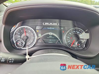 Zdjęcie 9 z 12 samochodu: 2025 RAM 1500 BIG HORN VIN:1C6RRFFG2SN720949 - miniatura