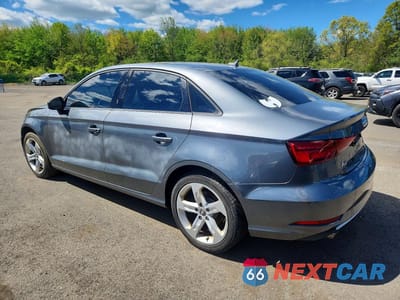 Drugie zdjęcie samochodu z przodu: 2018 AUDI A3 PREMIUM VIN:WAUB8GFF2J1044208 - miniatura