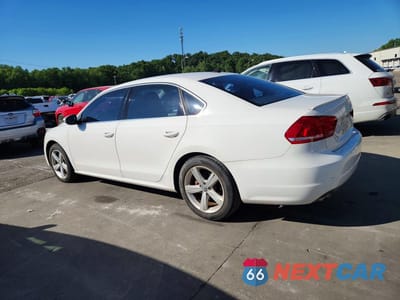 Drugie zdjęcie samochodu z przodu: 2012 VOLKSWAGEN PASSAT SE VIN:1VWBP7A34CC059476 - miniatura
