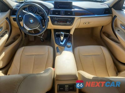 Zdjęcie 8 z 12 samochodu: 2015 BMW 328 XI SULEV VIN:WBA3B5G5XFNS11737 - miniatura