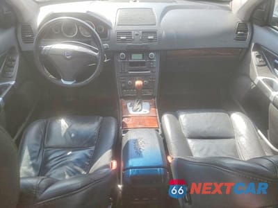 Zdjęcie 8 z 13 samochodu: 2014 VOLVO XC90 3.2 VIN:YV4952CZ6E1681116 - miniatura