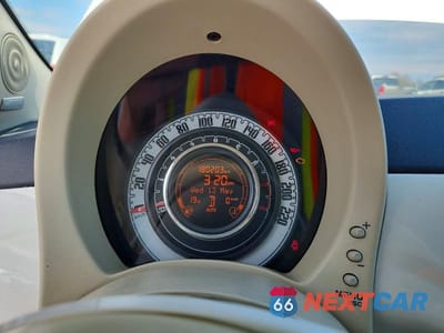 Zdjęcie 9 z 12 samochodu: 2012 FIAT 500 POP VIN:3C3CFFDR4CT130849 - miniatura