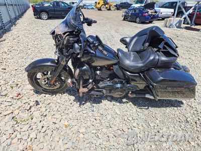 Trzecie zdjęcie samochodu z tyłu: 2018 HARLEY-DAVIDSON FLHTKSE CVO LIMITED VIN:1HD1TEH14JB952512 - miniatura