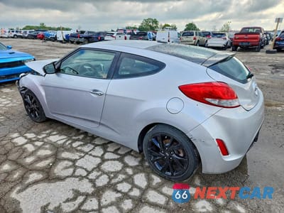 Drugie zdjęcie samochodu z przodu: 2016 HYUNDAI VELOSTER BASE VIN:KMHTC6AD9GU271291 - miniatura