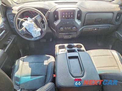 Zdjęcie 8 z 12 samochodu: 2021 CHEVROLET SILVERADO C1500 CUSTOM VIN:1GCPWBEH0MZ409141 - miniatura
